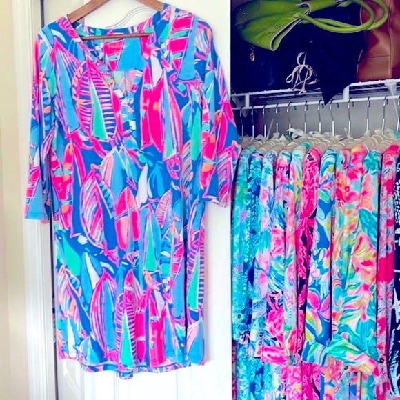 Lilly Pulitzer Dresses & Skirts - Lilly Ali V-Neck Dress